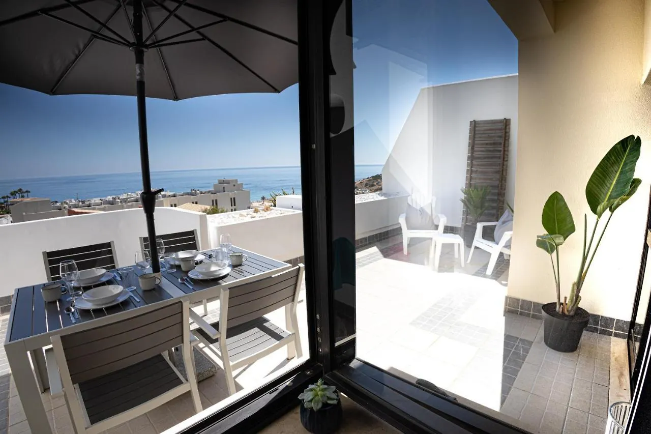 Beachfront Apartments - Amazing Ocean View لاغوس