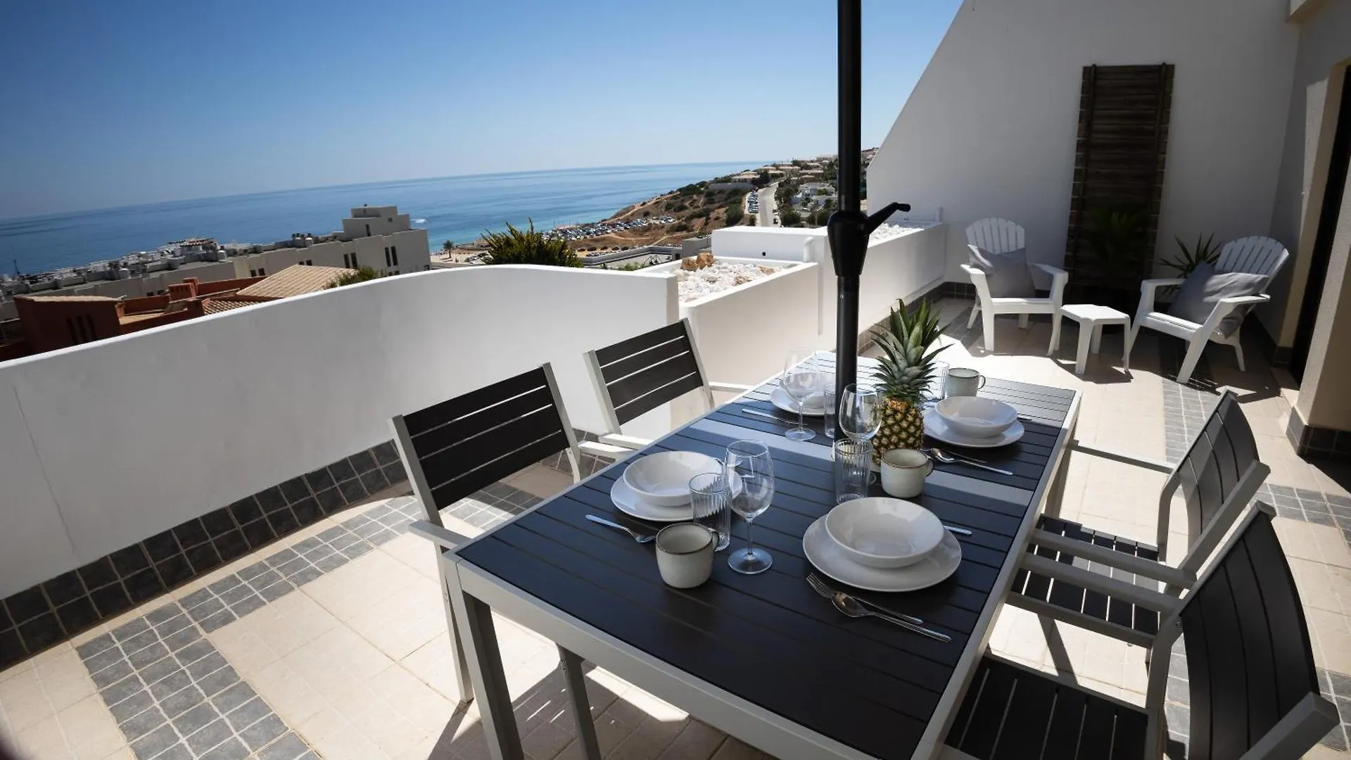 Beachfront Apartments - Amazing Ocean View لاغوس