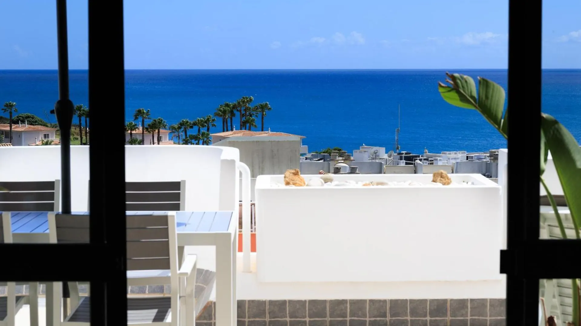 Beachfront Apartments - Amazing Ocean View Lagos 0*,  Portogallo